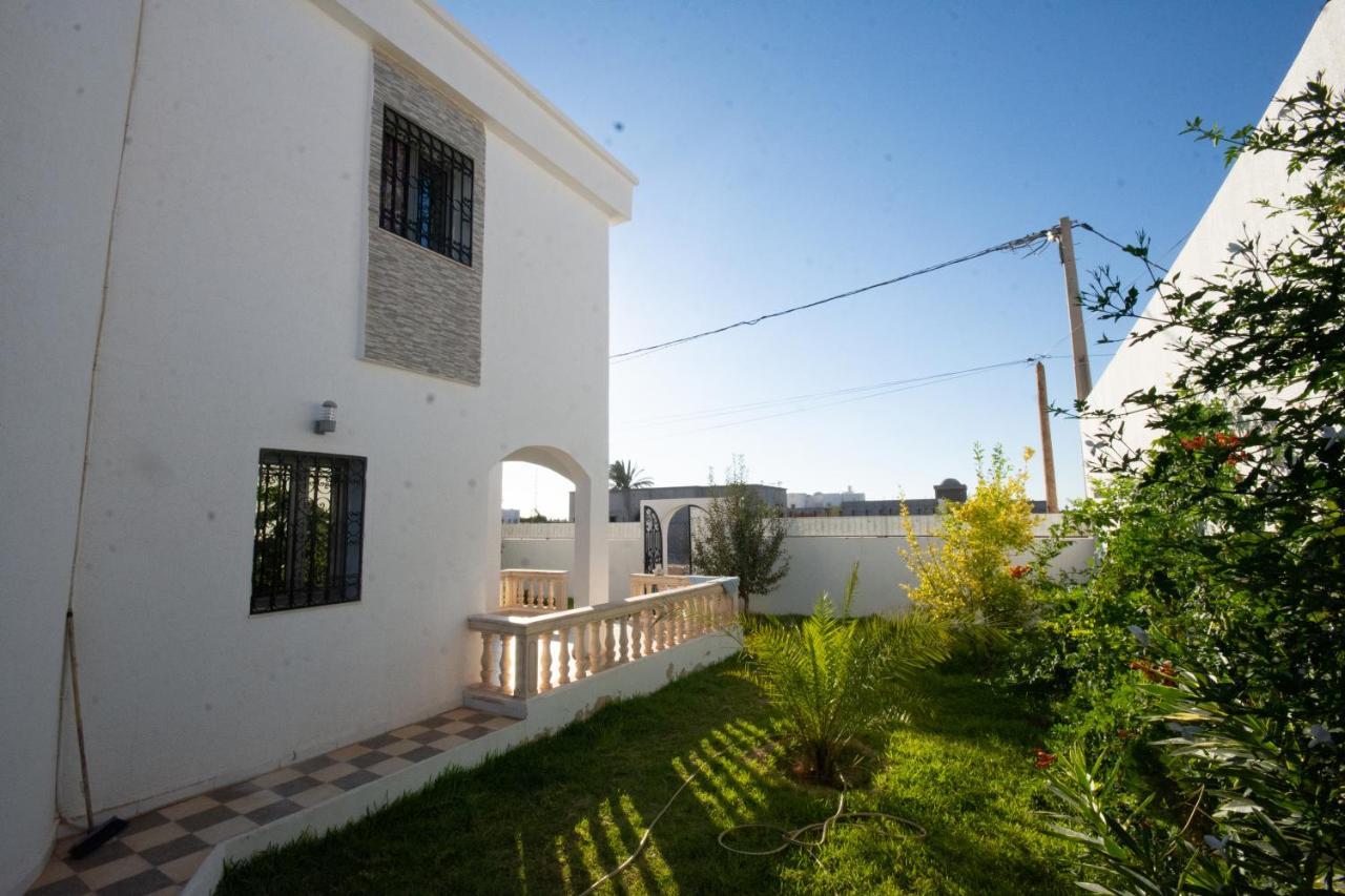 Villa Meublee Avec Piscine Et Abri De Voiture Erriadh Dış mekan fotoğraf