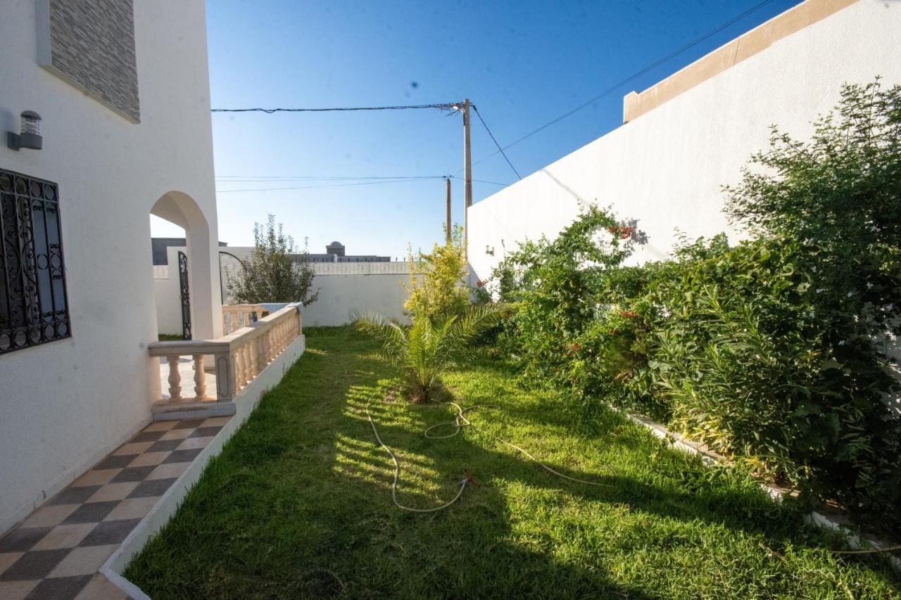 Villa Meublee Avec Piscine Et Abri De Voiture Erriadh Dış mekan fotoğraf